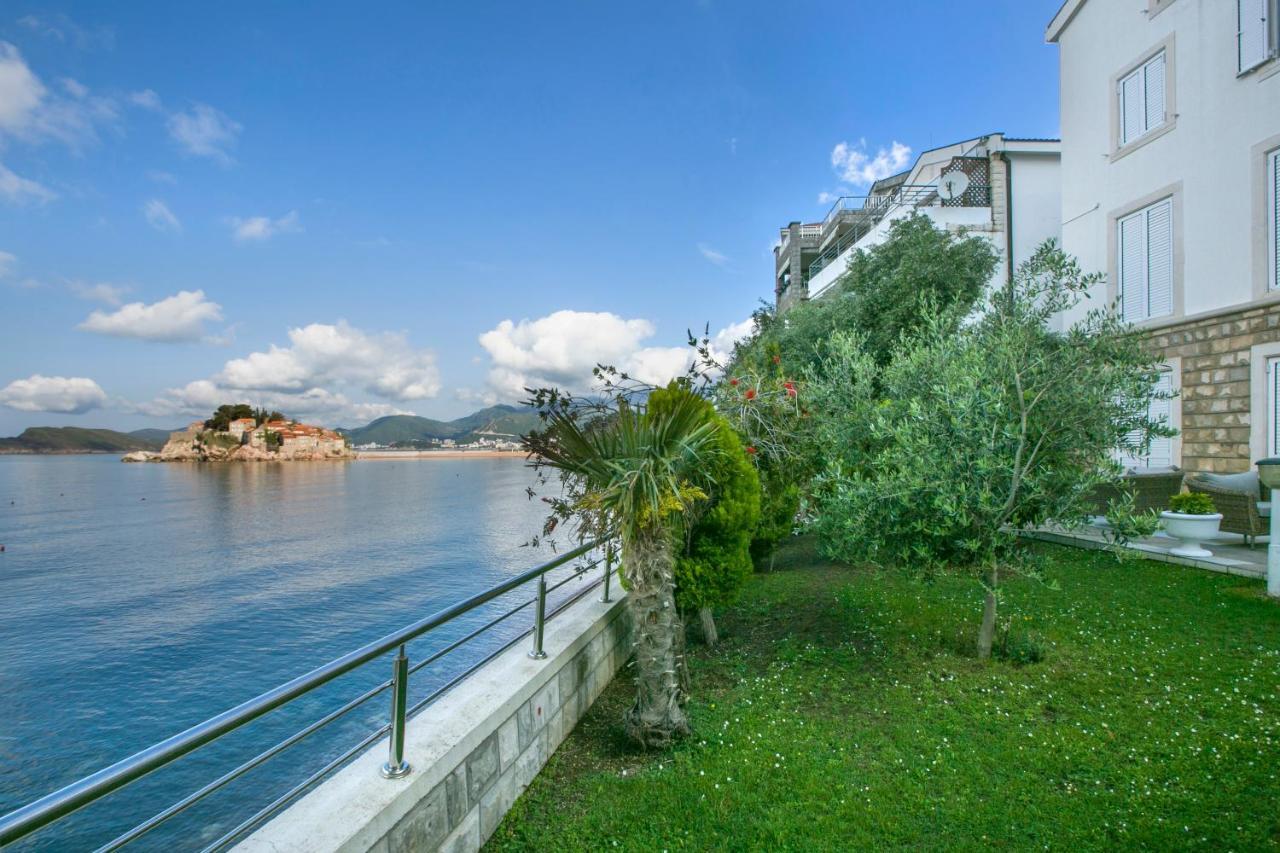 Royal Holiday Apartments Sveti Stefan Esterno foto