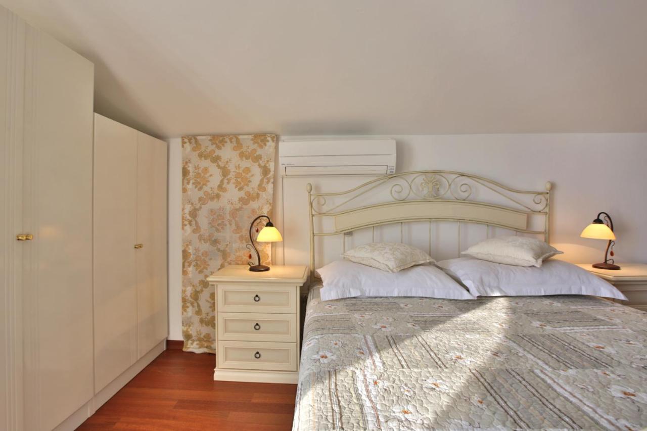 Royal Holiday Apartments Sveti Stefan Esterno foto