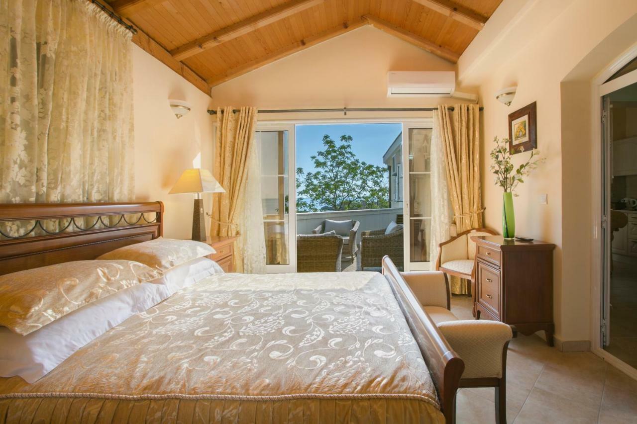 Royal Holiday Apartments Sveti Stefan Esterno foto
